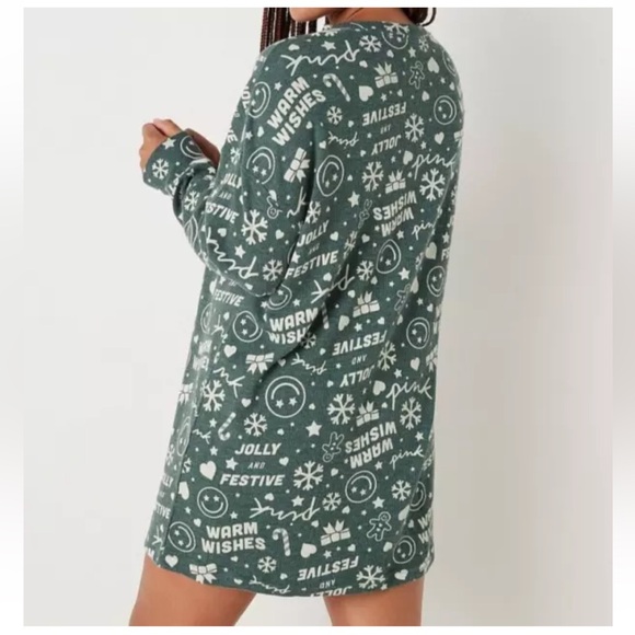 NWT Victoria's Secret PINK Green Christmas Holiday Thermal Sleepshirt - Picture 2 of 9